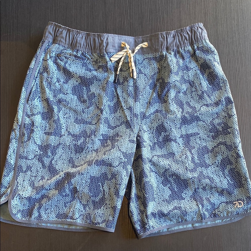 7 Diamonds Men's hybrid Shorts